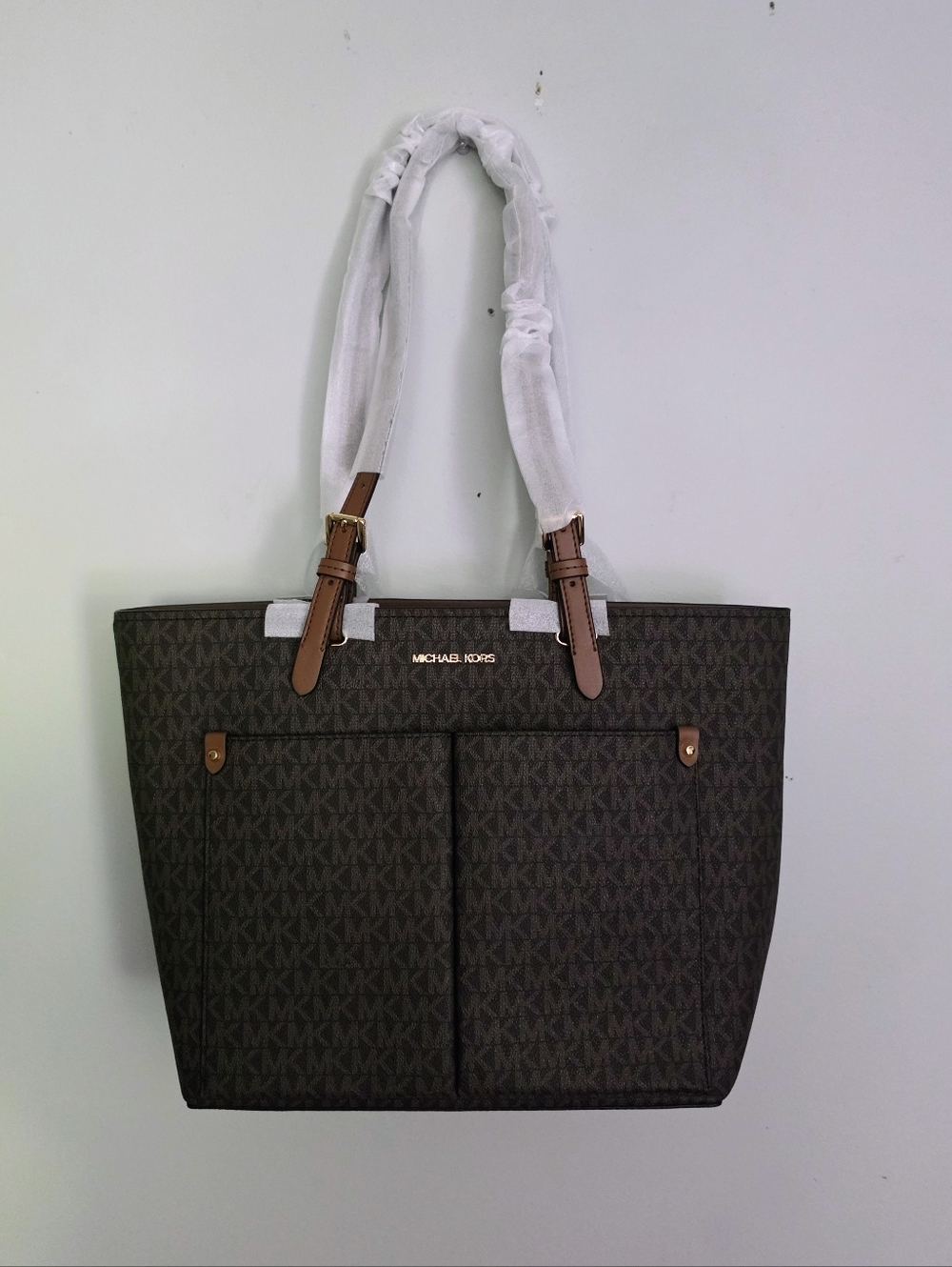 NWT MICHAEL Michael Kors Brown Jet Set Travel Pocket Tote